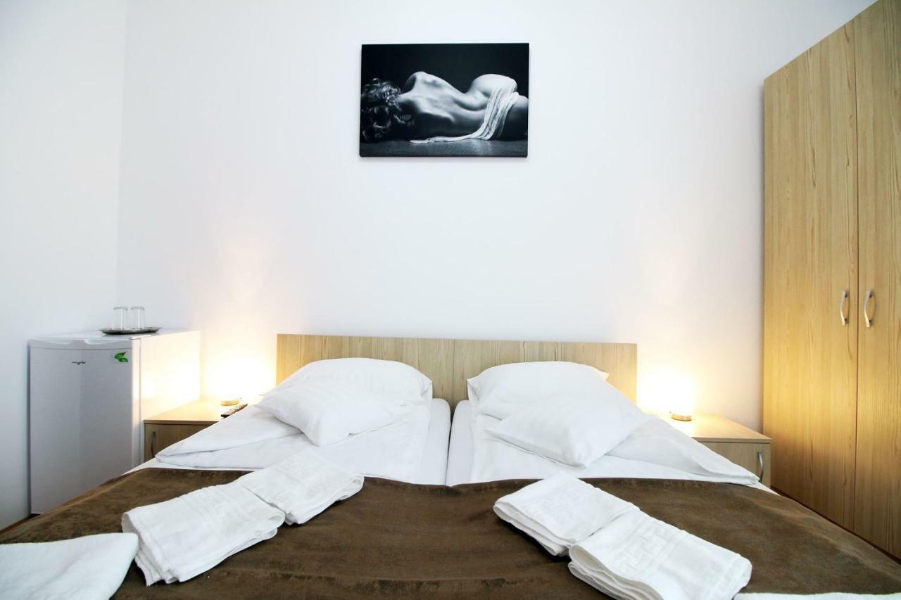 Anne'S House Apartment ซีบิว ภายนอก รูปภาพ