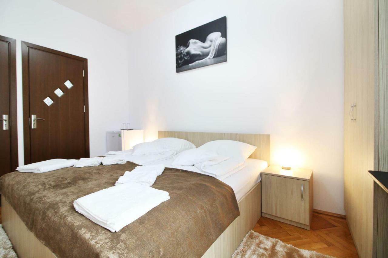 Anne'S House Apartment ซีบิว ภายนอก รูปภาพ